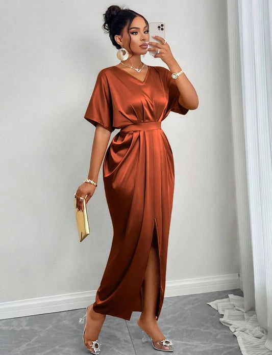 Robe d’hôtesse brique